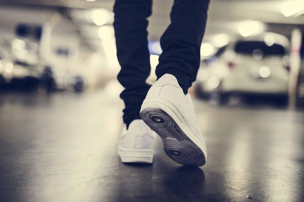 Utilisation d'un sneaker finder : Des avantages indiscutables